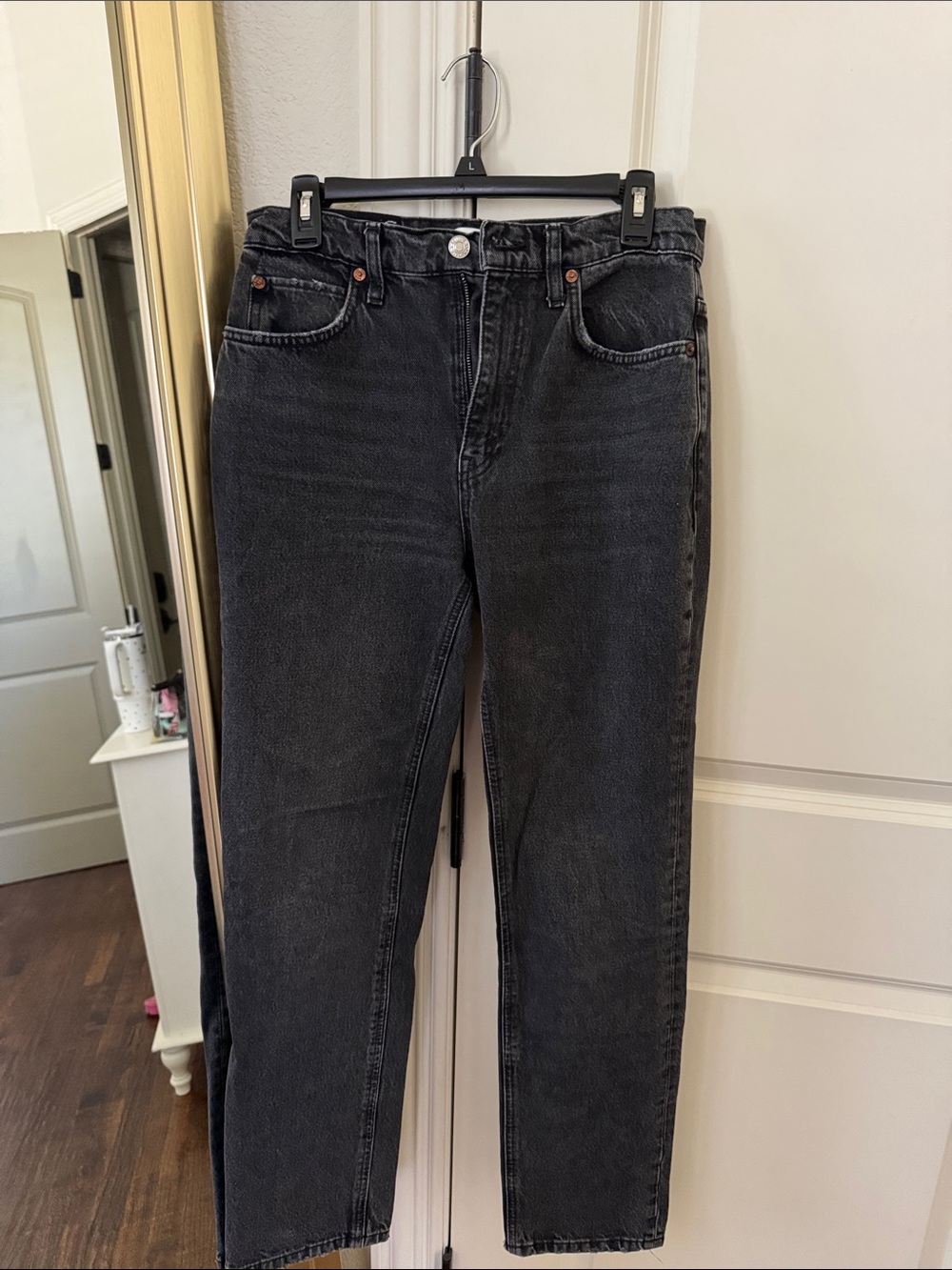 Re/Done Women's Straight Leg Jeans in Washed Black